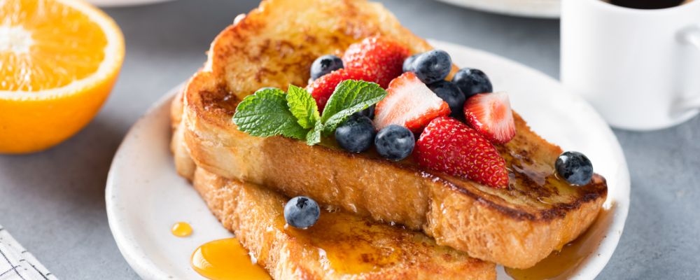 Sweet And Savoury French Toast With Berries